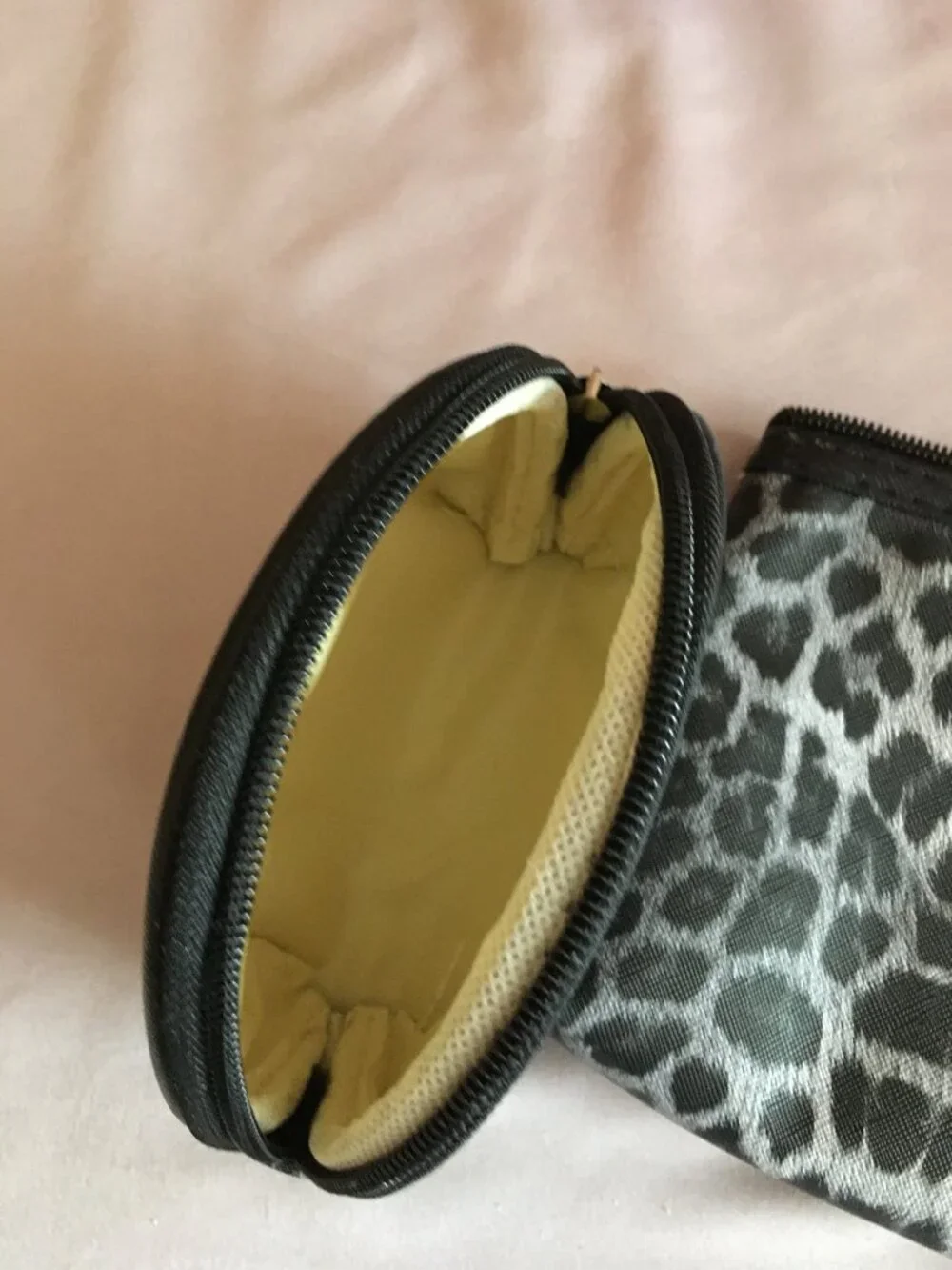 Leopard Print cosmetic bag set